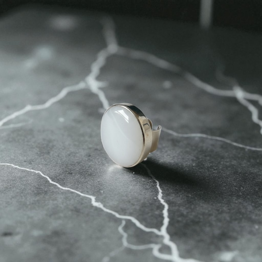 Picante Round Onyx Ring