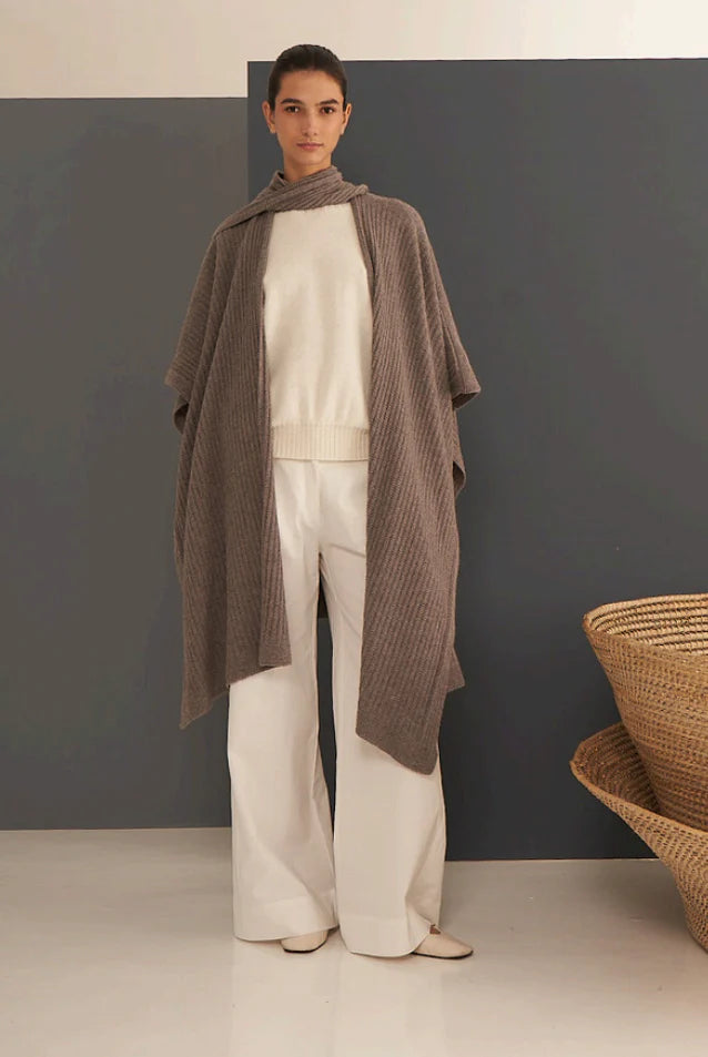 Ruana Lara | TAUPE | Cotton, Llama, Merino