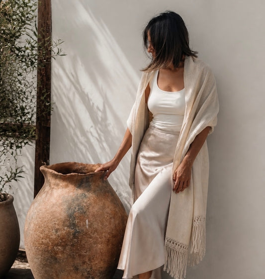 Tero Shawl | NATURAL | Llama (Fine-spun)
