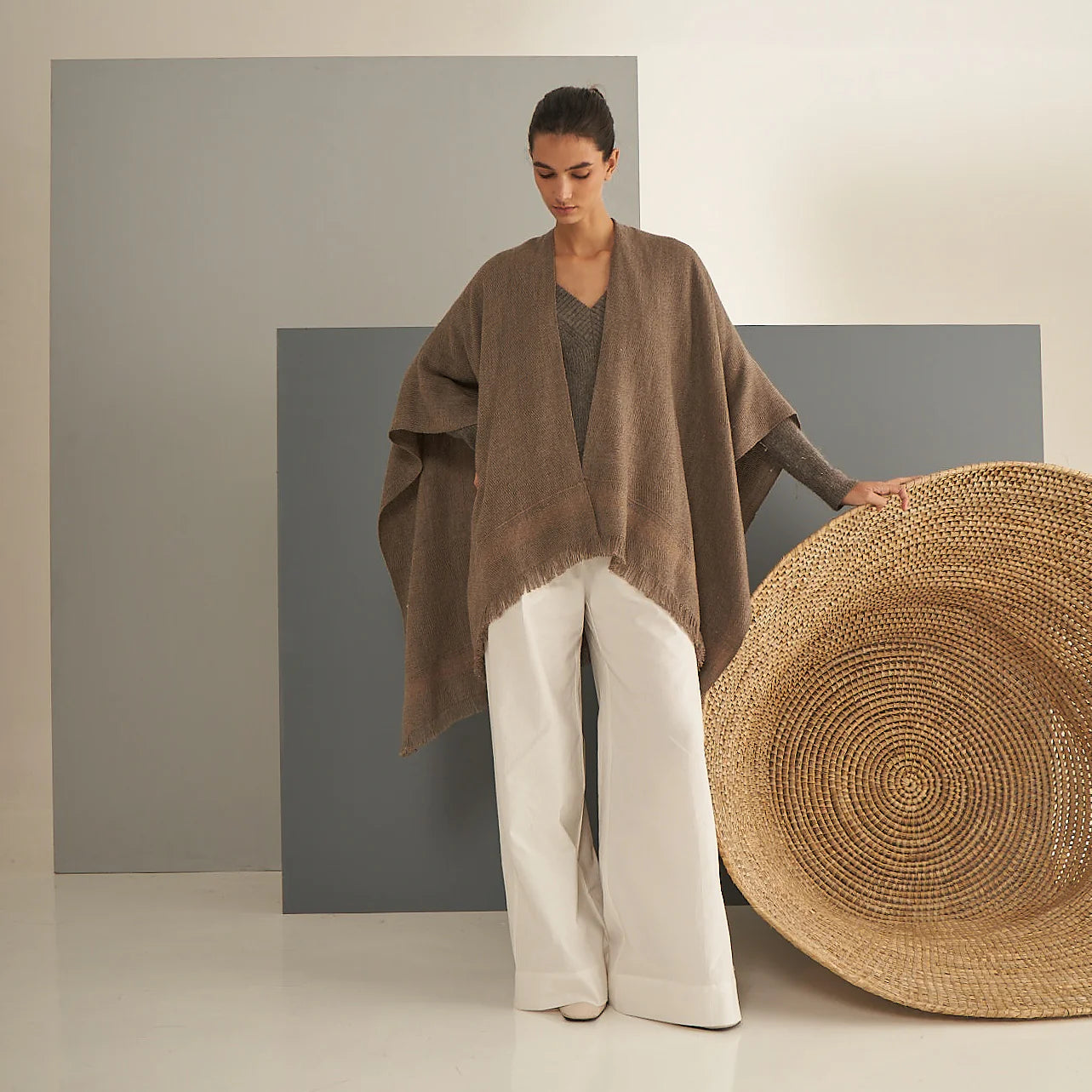 Ruana Roberta | TAUPE | Llama & Merino